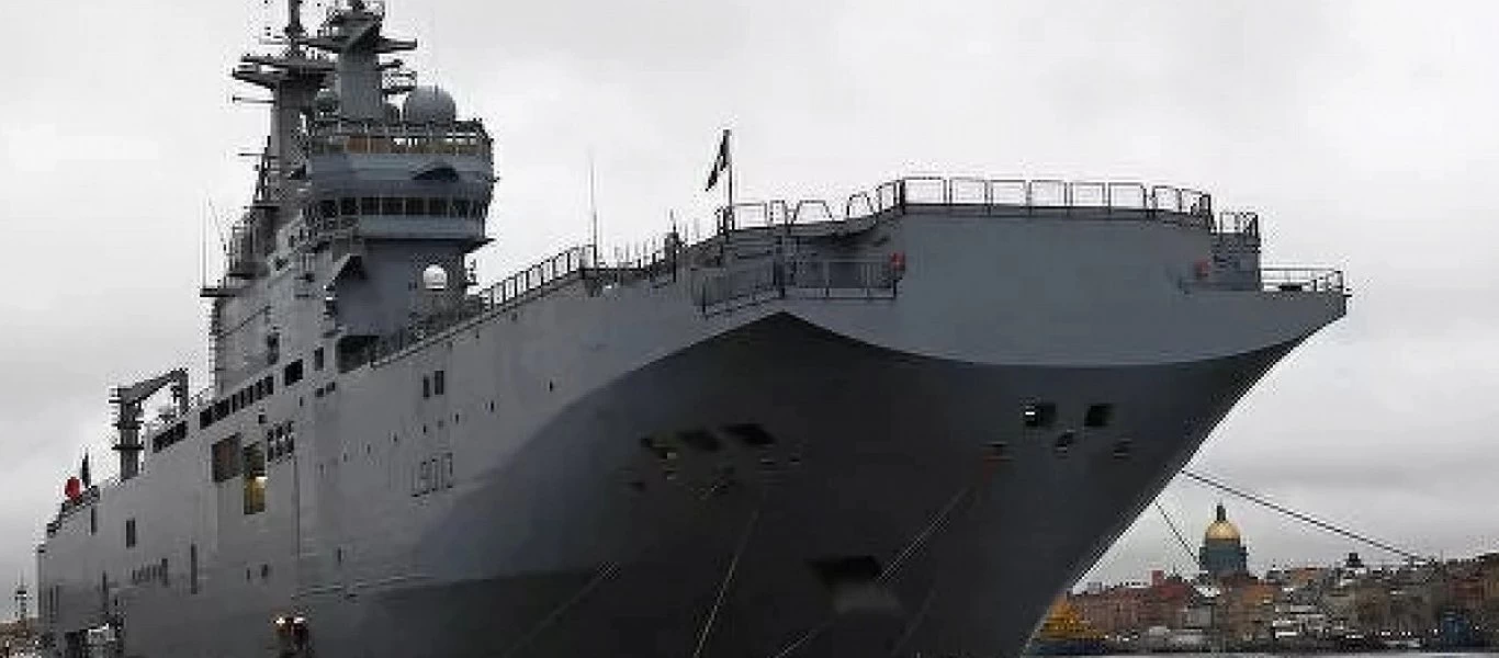 «Βλαδιβοστόκ» και «Σεβαστούπολη»: Έτσι θα ονομάζει το ρωσικό Ναυτικό τα δύο νέα του ελικοπτεροφόρα